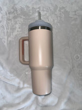 Load image into Gallery viewer, Stay Hydrated 40oz Insulated Cup
