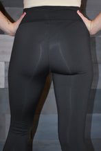 Load image into Gallery viewer, Ripped Knee Leggings
